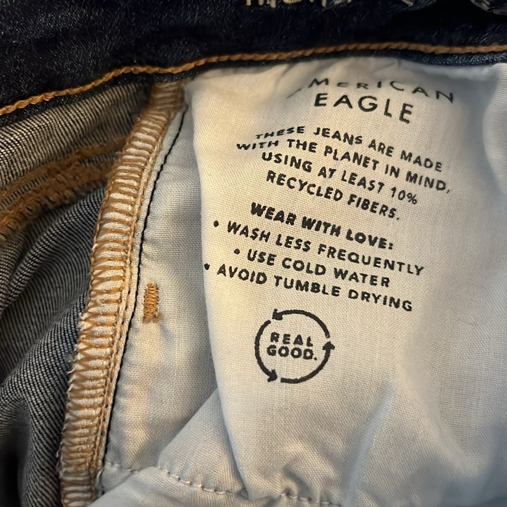 American eagle high-rise jegging size 12 long in EUC dark wash 👖 - Picture 3 of 7